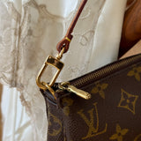 Louis Vuitton pochette