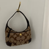 Coach bag from 2007 in signature sufflette in a very good condition.