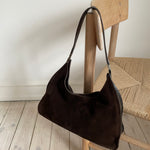 Gucci shoulder bag in dark brown suede. The leather has patina but overall the bag is in a good vintage condition.